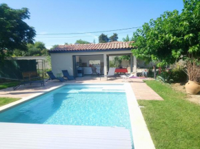 La Maison des Romarins Chambres Cosy Climatisées Piscine Cuisine